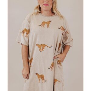 Apricot Plus Size Cheetah Print Side Pockets T Shirt Mini Dress - 3X - Image 3