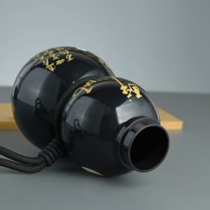 750ml Inspired Gourd Water Purple Plastic Bottle - Stylish Chinese-Inspired Flask with Yin-Yang Design - Image 4